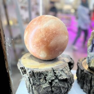 گوی سنگ نمک